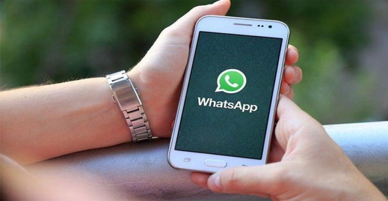 Menggunakan WhatsApp untuk Mengatur Acara Bersama Teman